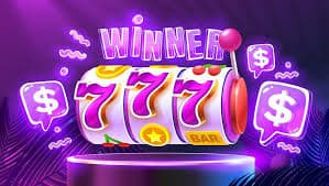 Filipino players enjoying aaajili app sports and casino entertainment on mobile